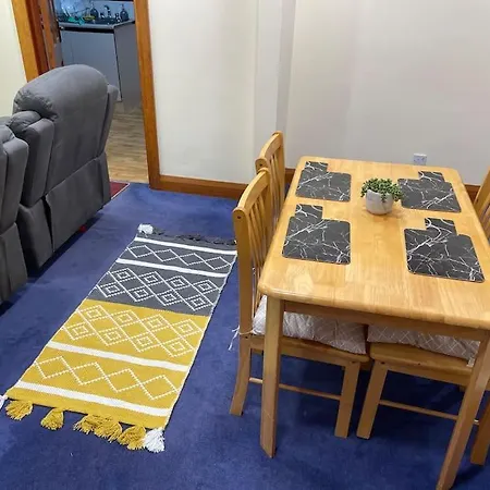 Lovely 3 Bedroom In Apartament Buncrana