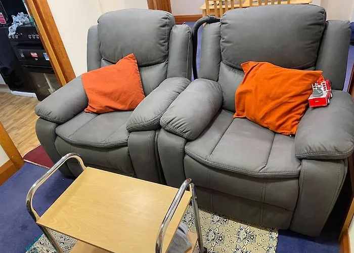 Lovely 3 Bedroom In バンクラナ