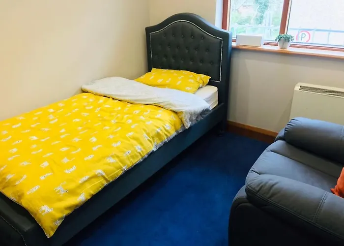 アパート Lovely 3 Bedroom In バンクラナ